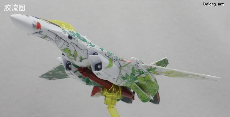万代超时空要塞系列拼装模型 1比100不可变形 VF-25 兰花李痛机 - 图片