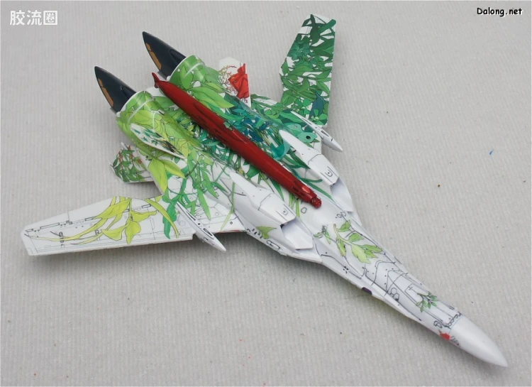 万代超时空要塞系列拼装模型 1比100不可变形 VF-25 兰花李痛机 - 图片