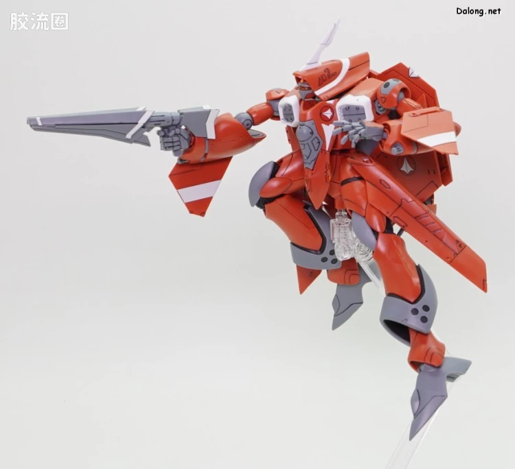 万代超时空要塞系列拼装模型 HG 1/100系列 雨燕II(米莉亚·法莉娜·吉纳斯机) - 图片