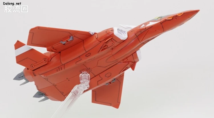 万代超时空要塞系列拼装模型 HG 1/100系列 雨燕II(米莉亚·法莉娜·吉纳斯机) - 图片