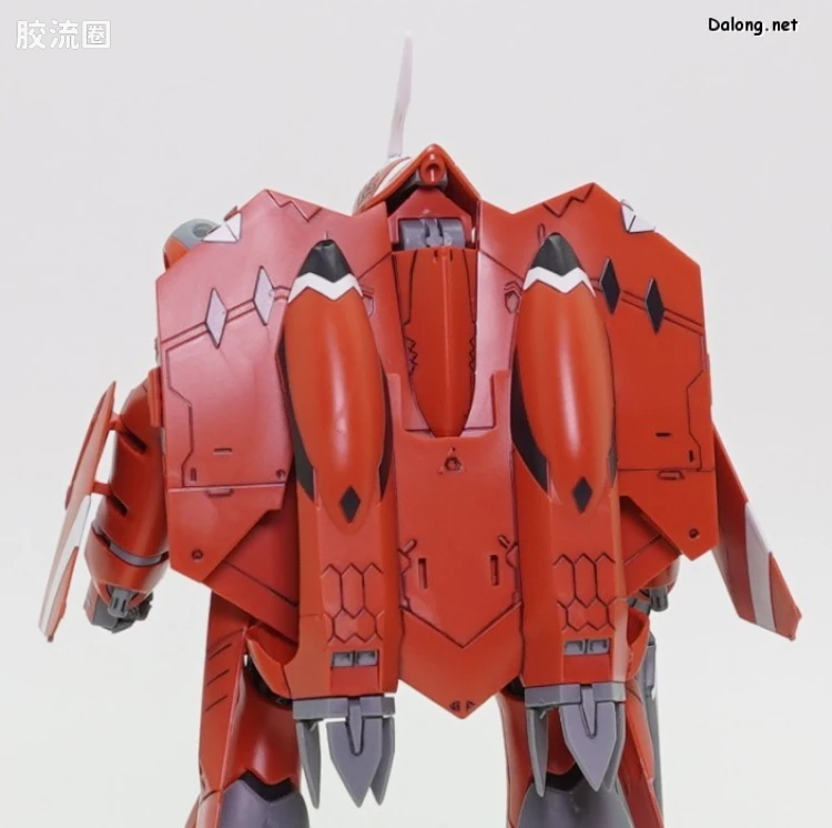 万代超时空要塞系列拼装模型 HG 1/100系列 雨燕II(米莉亚·法莉娜·吉纳斯机) - 图片