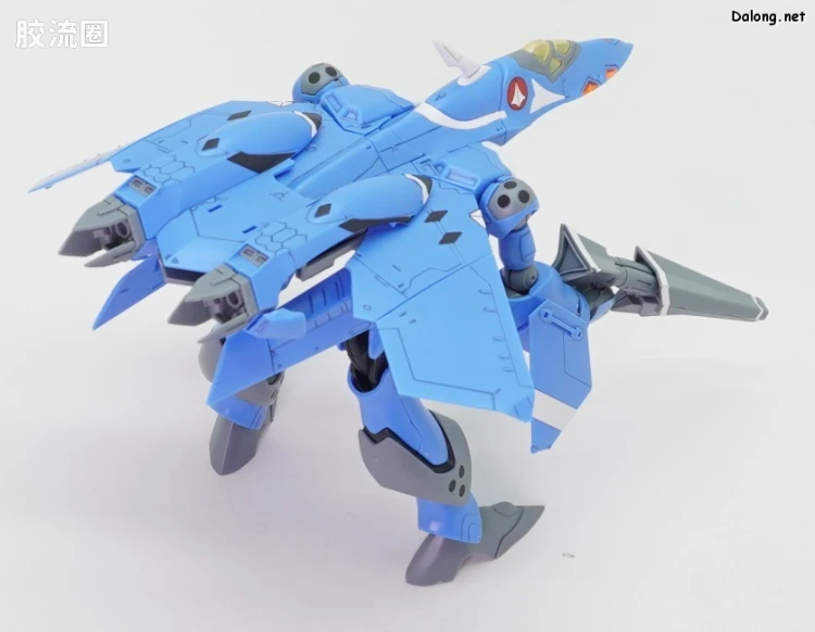 万代超时空要塞系列拼装模型 HG 1/100系列 雨燕II(麦克斯米利安·吉纳斯机) - 图片