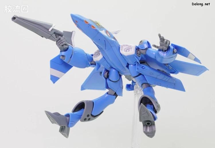 万代超时空要塞系列拼装模型 HG 1/100系列 雨燕II(麦克斯米利安·吉纳斯机) - 图片