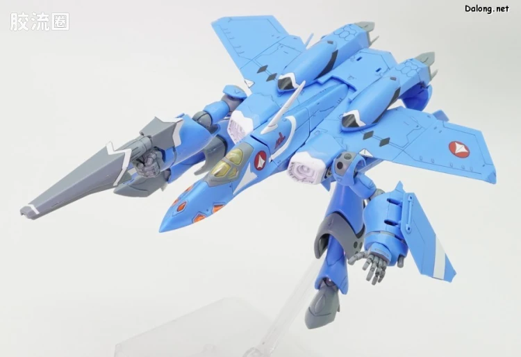 万代超时空要塞系列拼装模型 HG 1/100系列 雨燕II(麦克斯米利安·吉纳斯机) - 图片