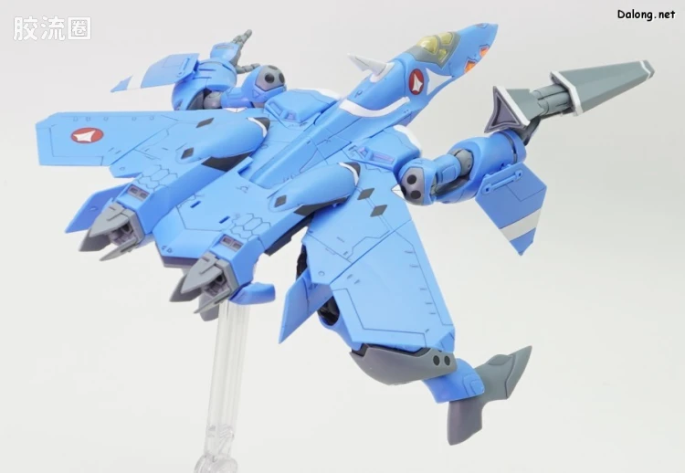 万代超时空要塞系列拼装模型 HG 1/100系列 雨燕II(麦克斯米利安·吉纳斯机) - 图片