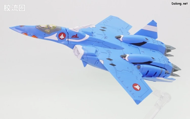 万代超时空要塞系列拼装模型 HG 1/100系列 雨燕II(麦克斯米利安·吉纳斯机) - 图片
