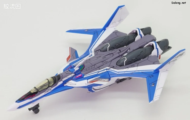 万代超时空要塞系列拼装模型 HG 1/100系列 VF-31J 齐格飞(疾风·因梅尔曼机) - 图片