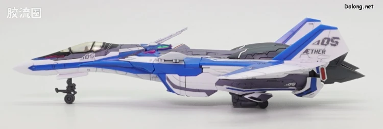 万代超时空要塞系列拼装模型 HG 1/100系列 VF-31J 齐格飞(疾风·因梅尔曼机) - 图片