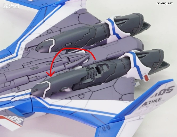 万代超时空要塞系列拼装模型 HG 1/100系列 VF-31J 齐格飞(疾风·因梅尔曼机) - 图片