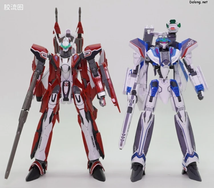 万代超时空要塞系列拼装模型 HG 1/100系列 VF-31J 齐格飞(疾风·因梅尔曼机) - 图片