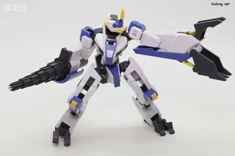 万代综合拼装模型系列 HG 境界战机 HG 境界战机 MAILeS 白稚 钩爪钻头装备 - 图片