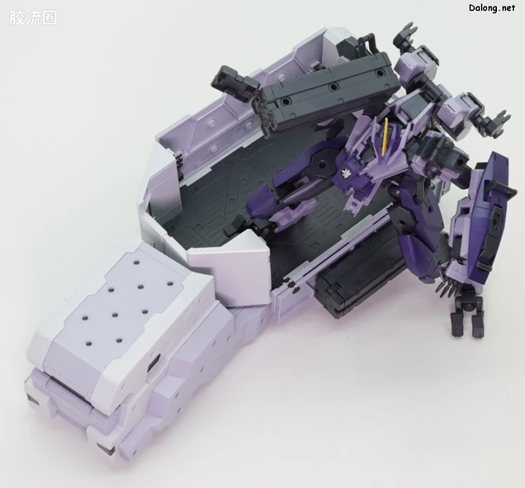 万代综合拼装模型系列 HG 境界战机 武器包8 - 图片