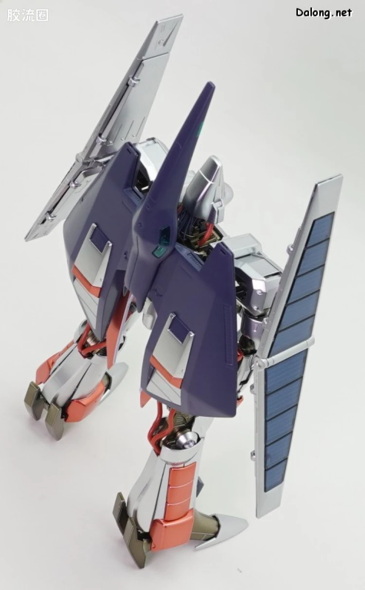 万代综合拼装模型系列 R3 <重战机艾尔盖姆> 艾尔盖姆 MK-II 重金属质感Ver. - 图片