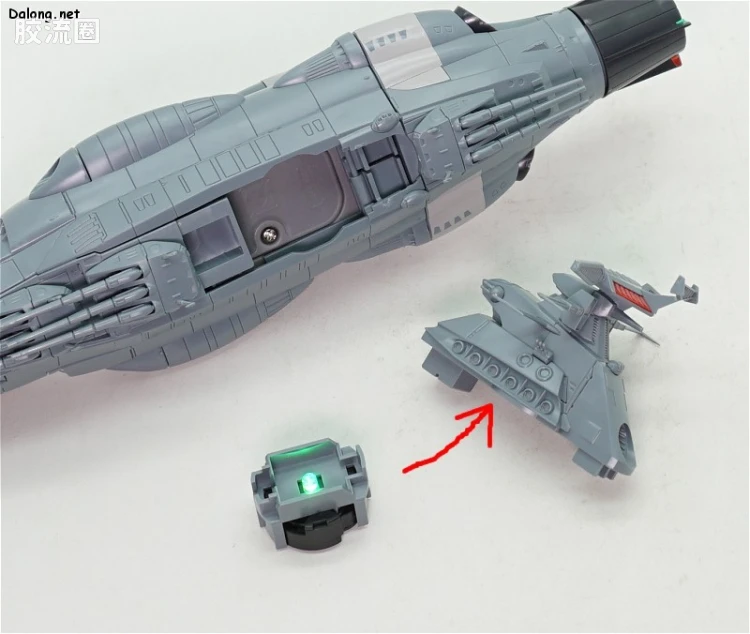 万代综合拼装模型系列 宇宙战舰大和号 1/1000 地球联邦主力战舰无畏级无畏号 - 图片