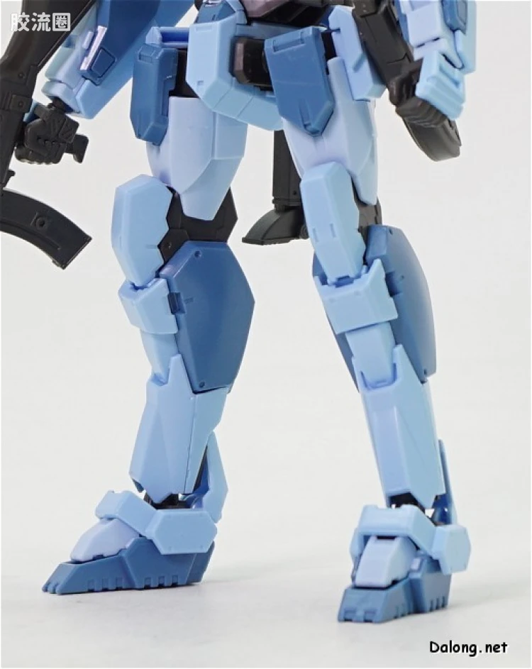 万代综合拼装模型系列 全金属狂潮 M9 Aggressor部队机 - 图片