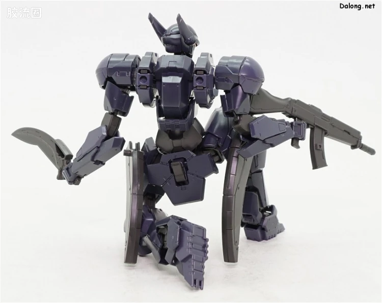 万代综合拼装模型系列 全金属狂潮 M9D 鹰隼 - 图片