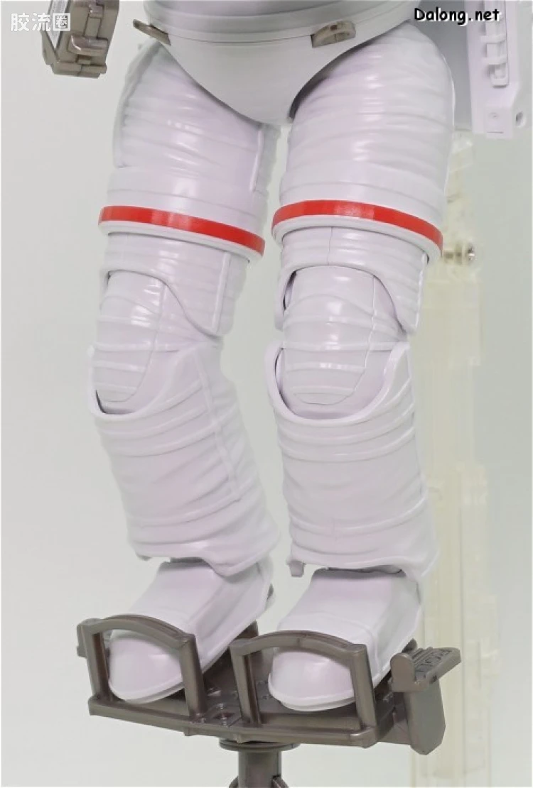万代综合拼装模型系列 其他 ISS 船外活动用宇宙服 - 图片