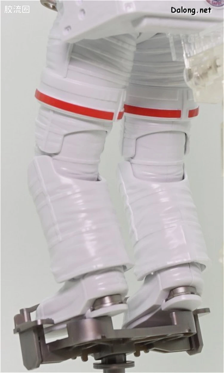 万代综合拼装模型系列 其他 ISS 船外活动用宇宙服 - 图片
