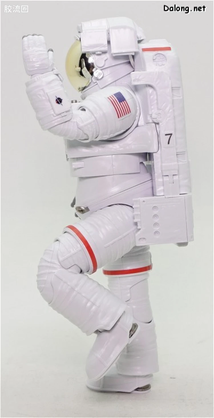 万代综合拼装模型系列 其他 ISS 船外活动用宇宙服 - 图片