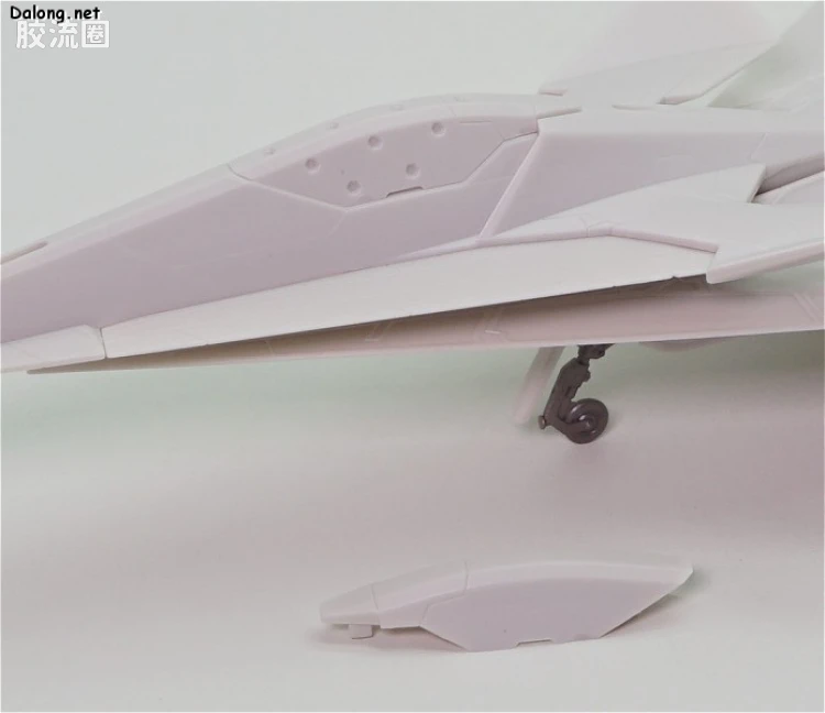 寿屋综合拼装模型系列 皇牌空战 ADFX-10F - 图片
