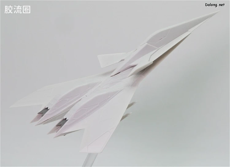 寿屋综合拼装模型系列 皇牌空战 ADFX-10F - 图片