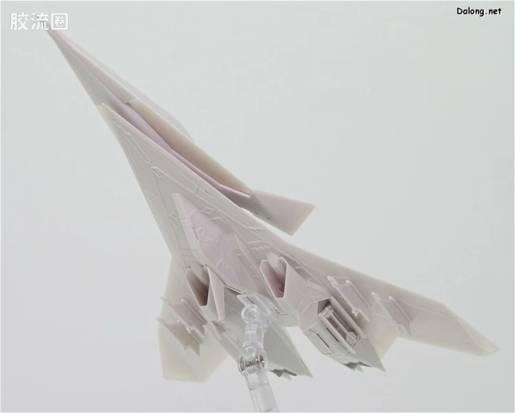 寿屋综合拼装模型系列 皇牌空战 ADFX-10F - 图片