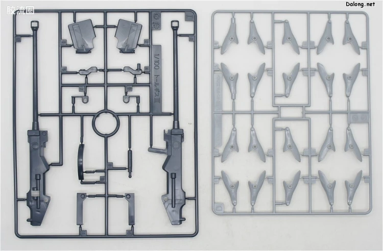 新机动战记高达W HG EW 1/100 03 托鲁基斯Ⅲ - 图片