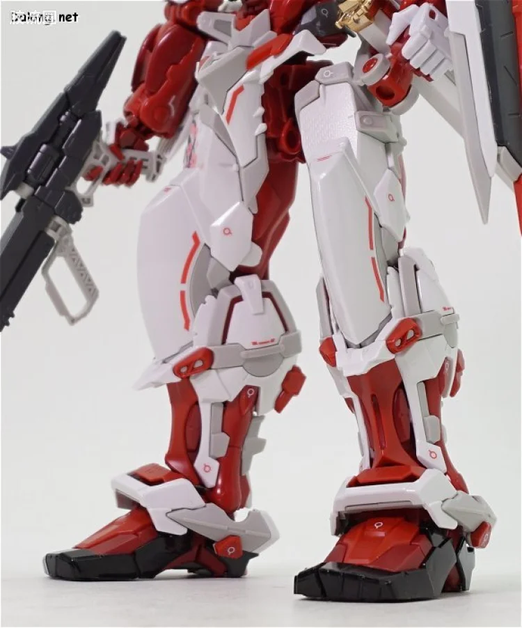 Hi-Resolution Model 普通版 异端高达红色机 - 图片