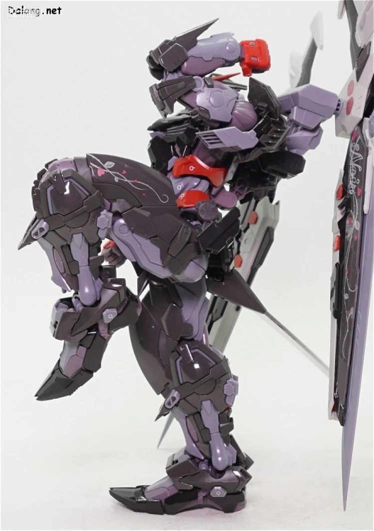 Hi-Resolution Model 普通版 漆黑异端高达 - 图片