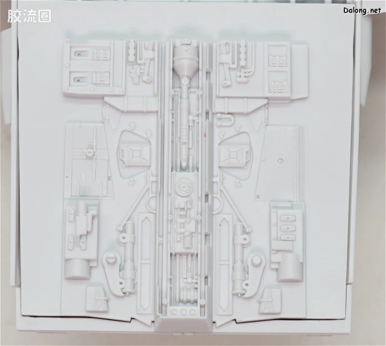 万代 星球大战系列拼装模型 载具系列 1/72 千年隼 - 图片