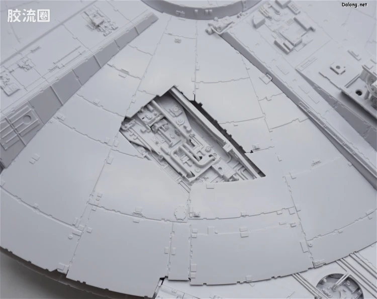 万代 星球大战系列拼装模型 载具系列 1/72 千年隼 - 图片