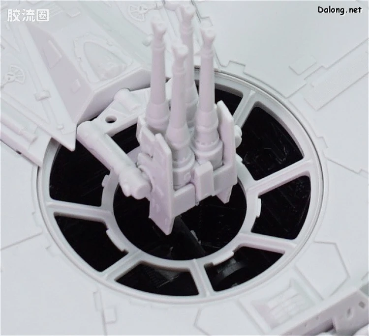 万代 星球大战系列拼装模型 载具系列 1/72 千年隼 - 图片
