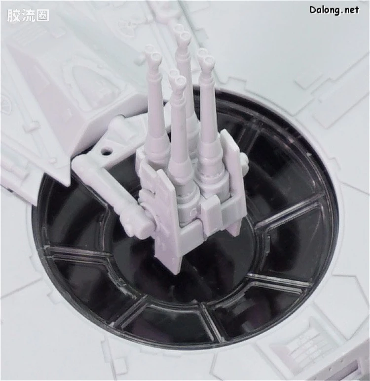 万代 星球大战系列拼装模型 载具系列 1/72 千年隼 - 图片