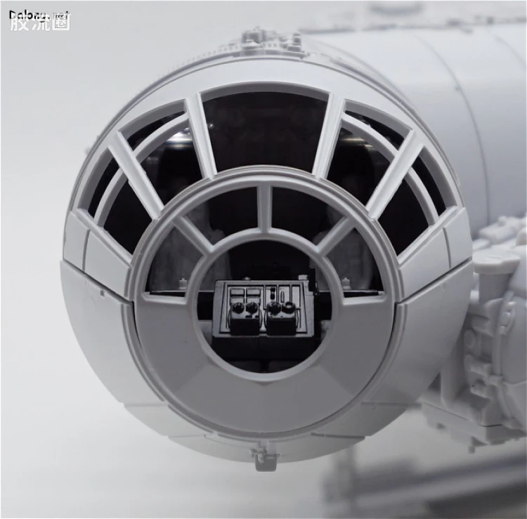 万代 星球大战系列拼装模型 载具系列 1/72 千年隼 - 图片