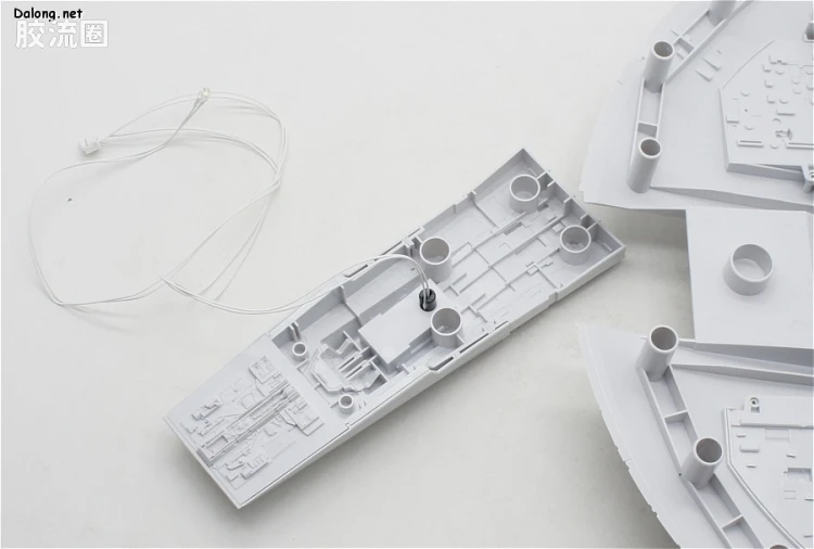 万代 星球大战系列拼装模型 载具系列 1/72 千年隼 - 图片