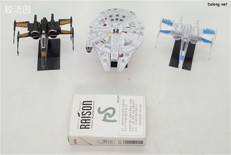 万代 星球大战系列拼装模型 载具系列 1/144 & 1/350 抵抗军飞行器套装 - 图片