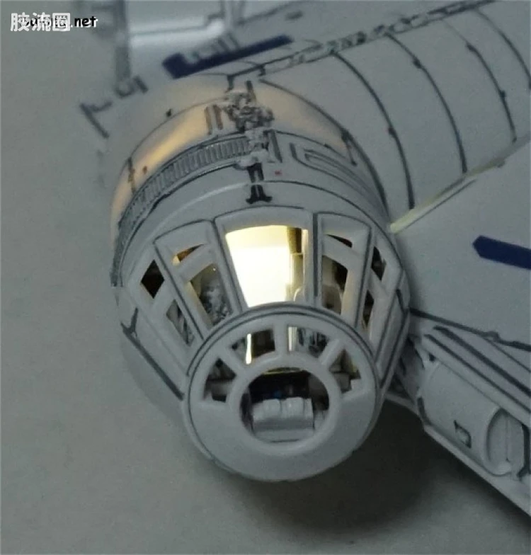 万代 星球大战系列拼装模型 载具系列 1/144 千年隼 游侠索罗版 - 图片