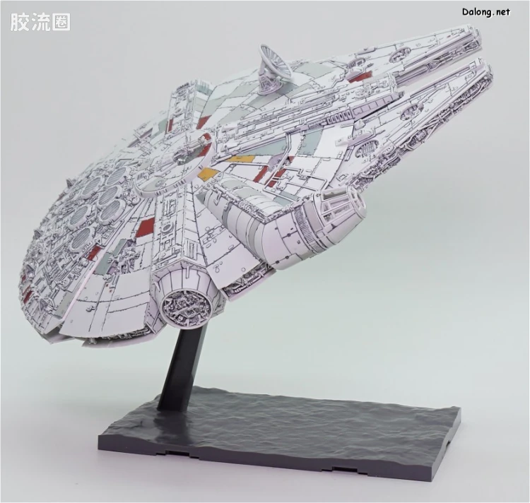 万代 星球大战系列拼装模型 载具系列 1/144 千年隼 天行者崛起Ver. - 图片