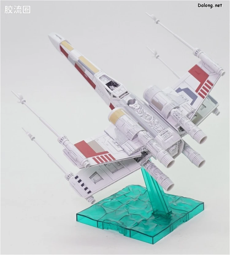 万代 星球大战系列拼装模型 载具系列 1/72 X翼星际战斗机 红色5号 - 图片