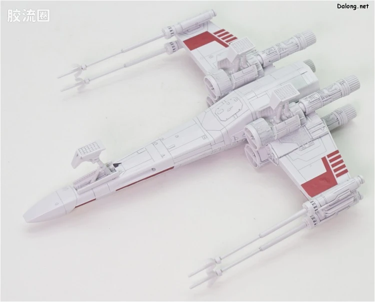 万代 星球大战系列拼装模型 载具系列 1/72 X翼星际战斗机 红色5号 - 图片