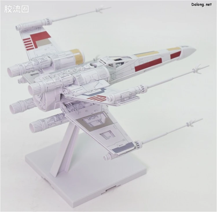 万代 星球大战系列拼装模型 载具系列 1/72 X翼星际战斗机 红色5号 - 图片