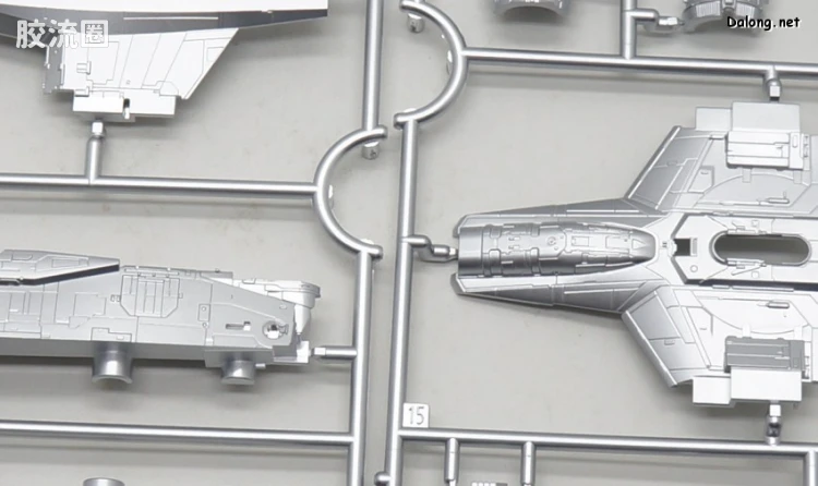 万代 星球大战系列拼装模型 Vehicle Model系列 剃刀冠号(银色涂层Ver.) - 图片
