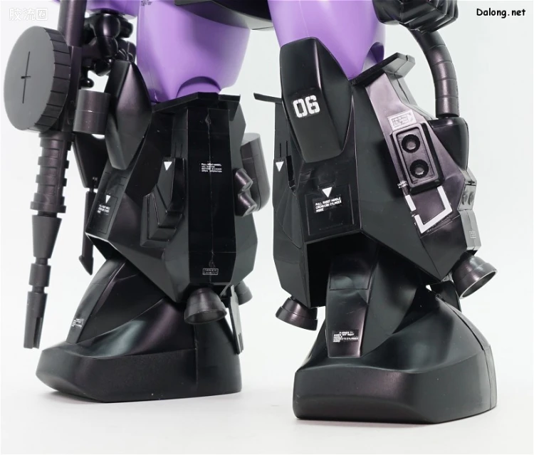 机动战士变体 高达MSV 拼装模型 1/60 18 MS-06R-1A 高机动型扎古Ⅱ[黑色三连星专用机] - 图片