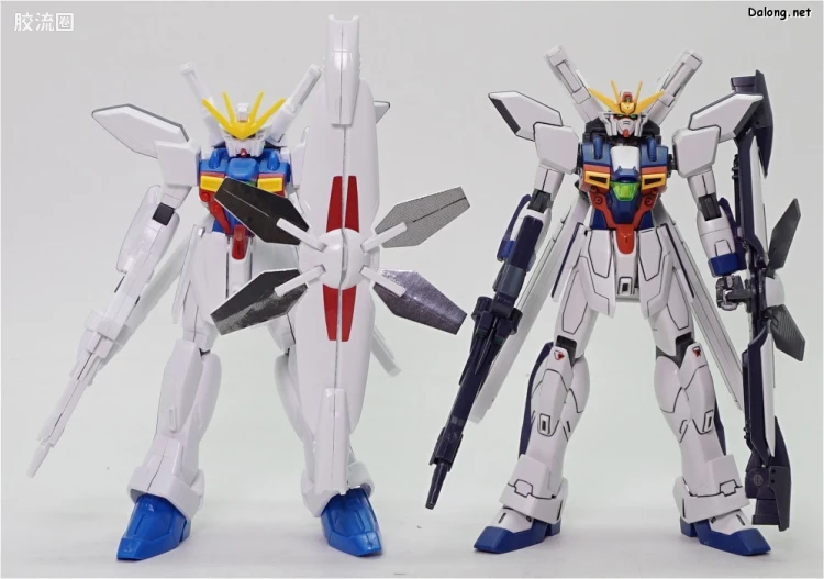 机动新世纪高达X拼装模型 1/144 06 GX-9900-DV 高达X分裂者 - 图片