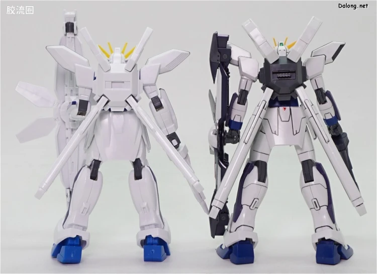 机动新世纪高达X拼装模型 1/144 06 GX-9900-DV 高达X分裂者 - 图片