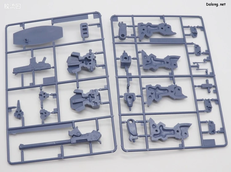 机动新世纪高达X拼装模型 LIMITED MODEL 1/144 (高达X) 06 多托列斯 - 图片
