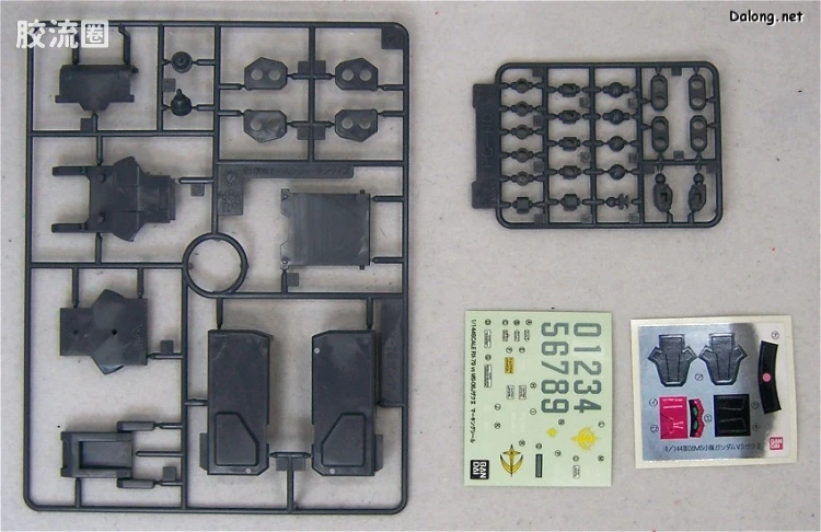 机动战士高达 第08MS小队拼装模型 HG 1/144 RX-79[G] 陆战型高达 VS MS-06J 陆战型扎古Ⅱ - 图片