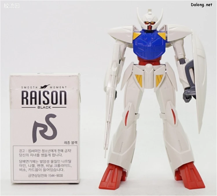 ∀高达拼装模型 1/144 01 WD-M01 ∀高达 - 图片