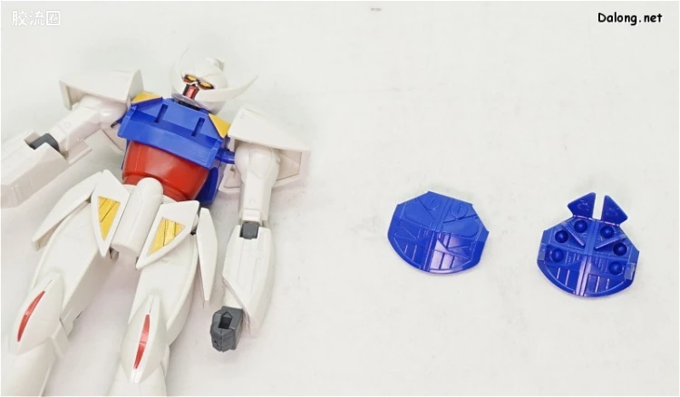 ∀高达拼装模型 1/144 01 WD-M01 ∀高达 - 图片