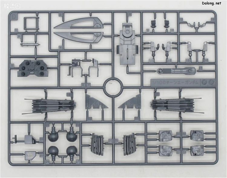 ∀高达拼装模型 1/100 01 WD-M01 ∀高达 - 图片